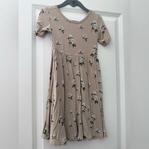 Kyte Baby Size 4T Magnolia tan & white twirl dress